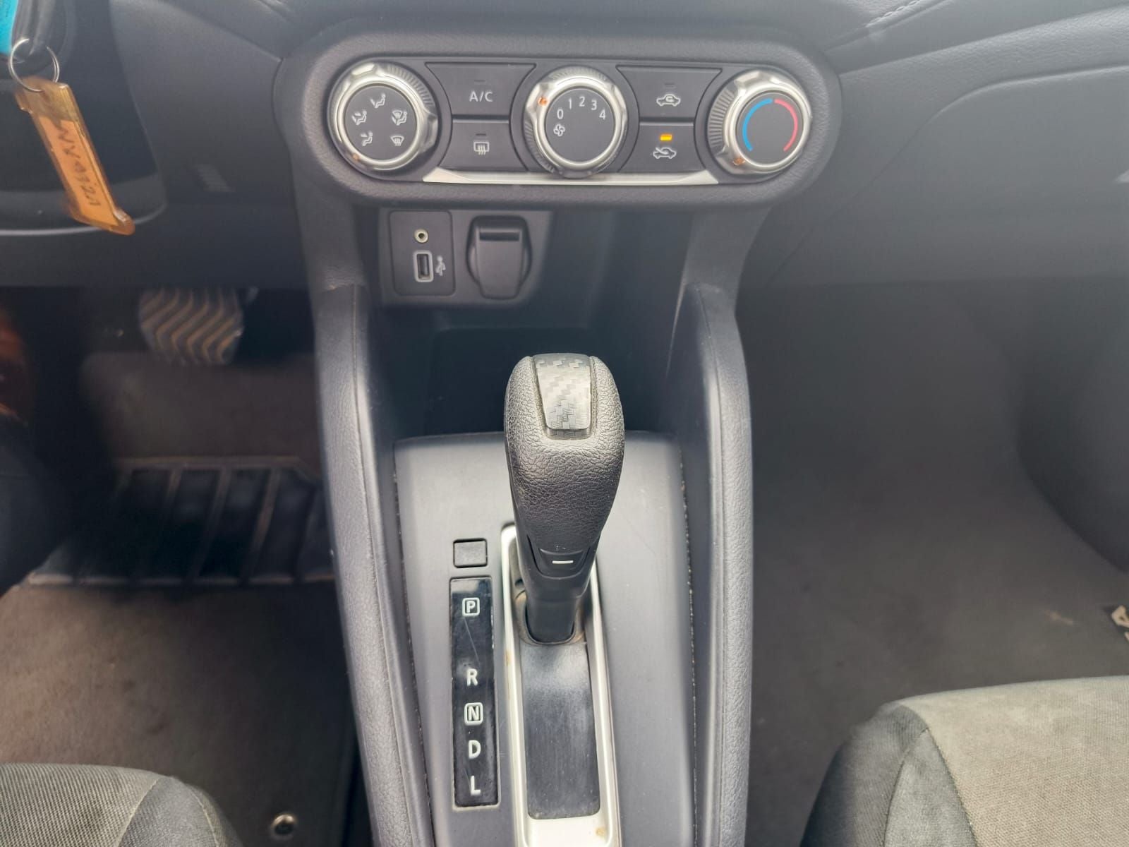 2024 Nissan Versa 1.6 Sense At