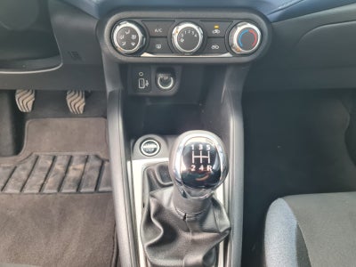 2025 Nissan Versa 1.6 Advance Mt