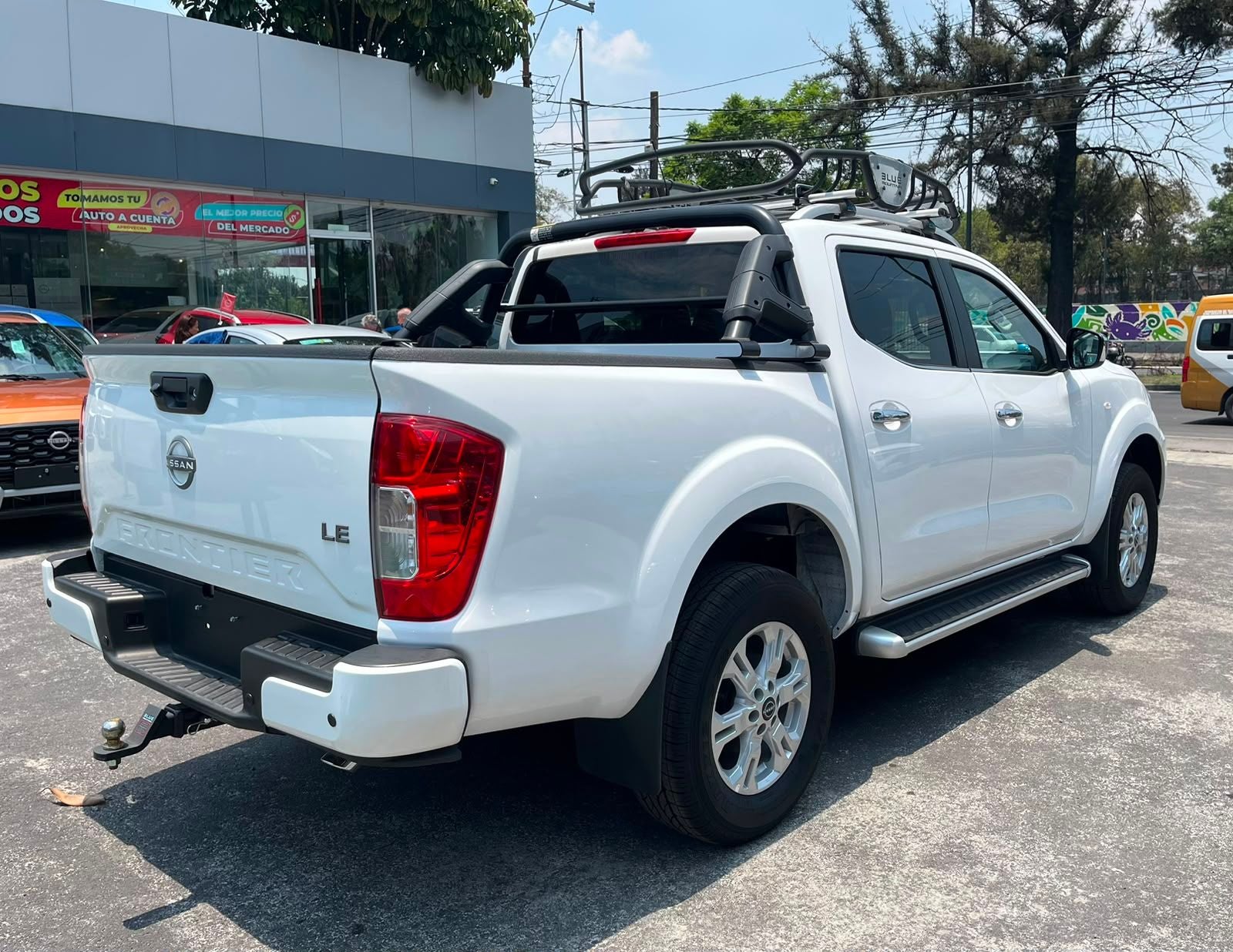 2025 Nissan Frontier 2.5 Doble Cabina LE 4x2 Mt
