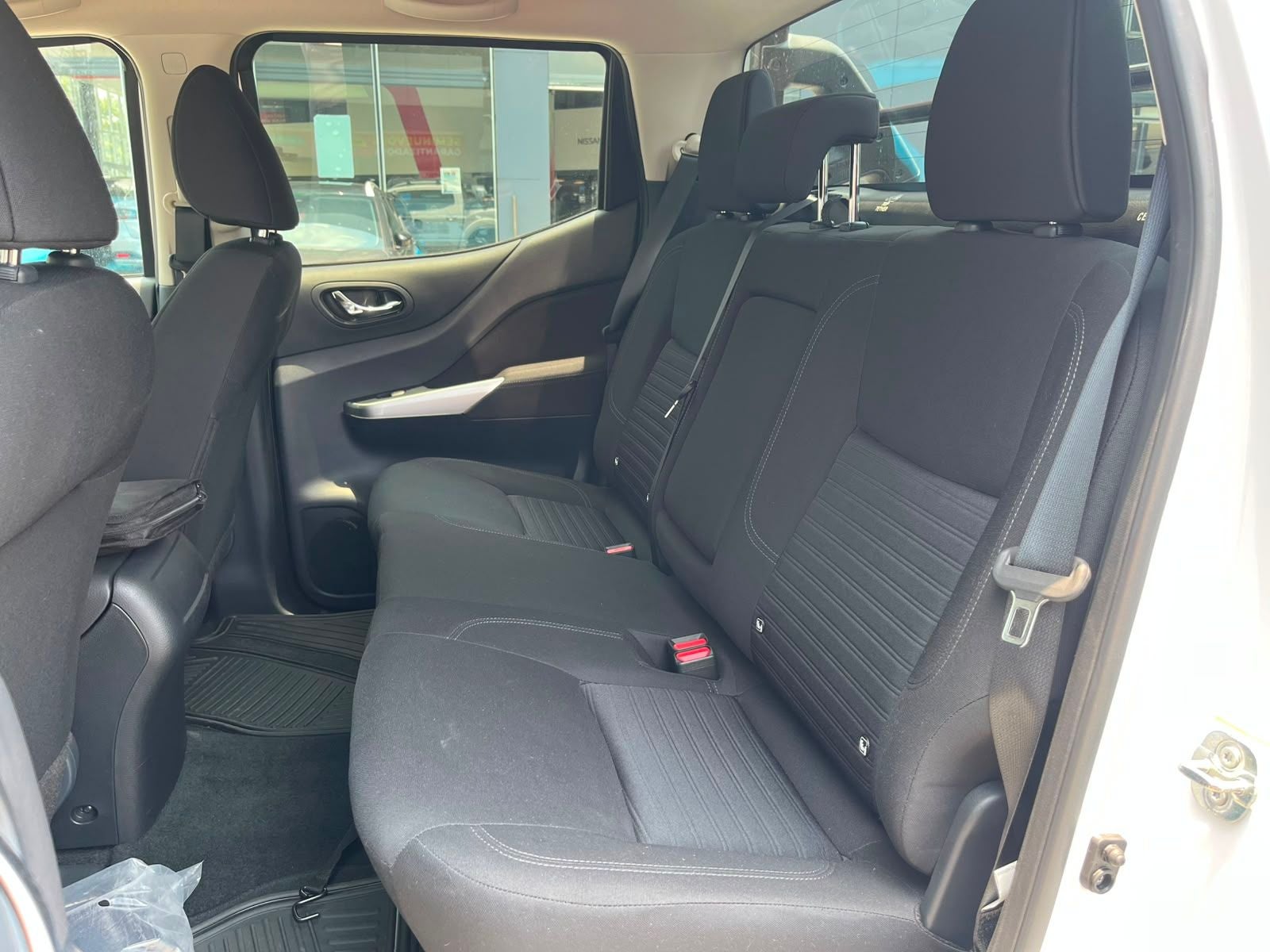 2025 Nissan Frontier 2.5 Doble Cabina LE 4x2 Mt