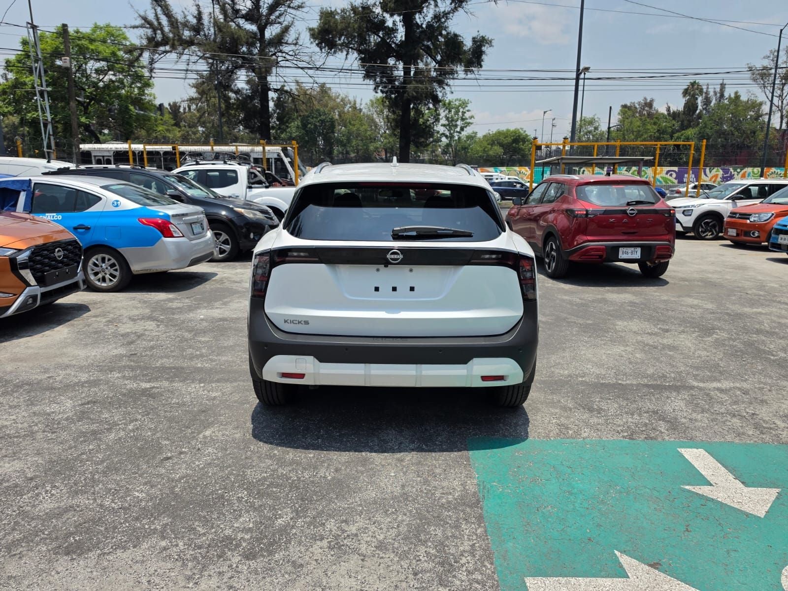 2025 Nissan Kicks 2.0 Advance At
