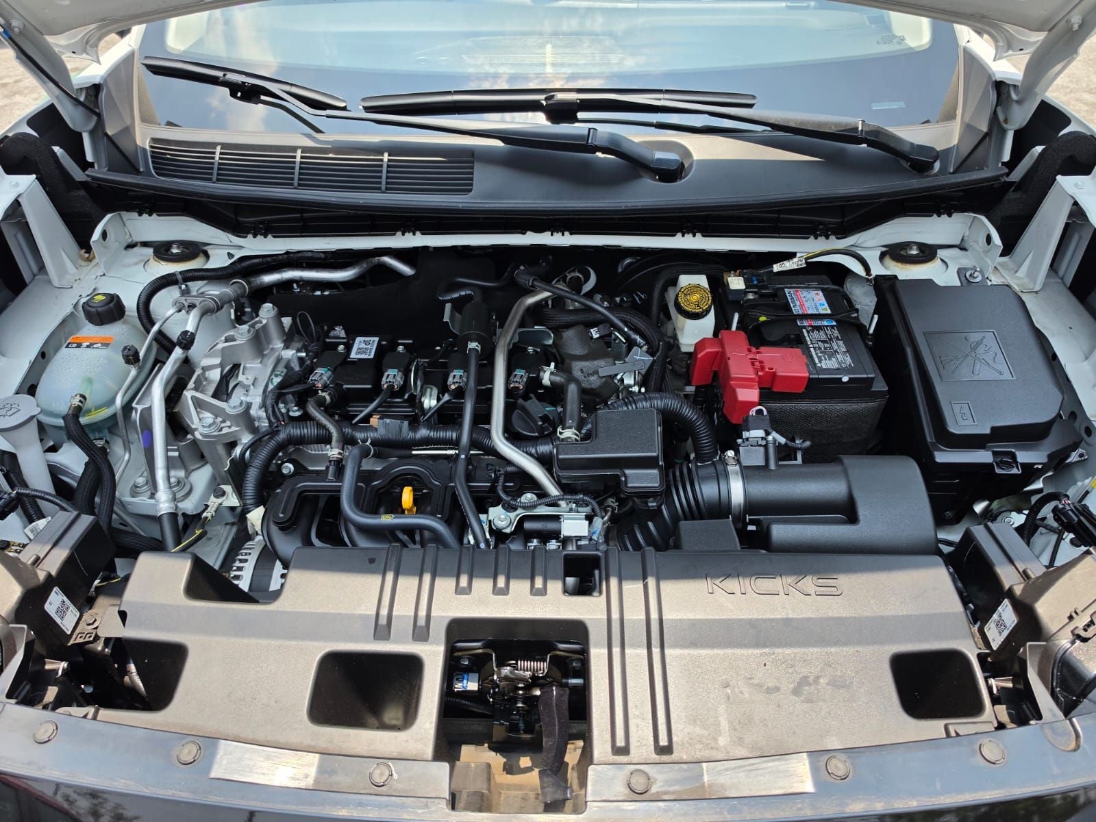 2025 Nissan Kicks 2.0 Advance At