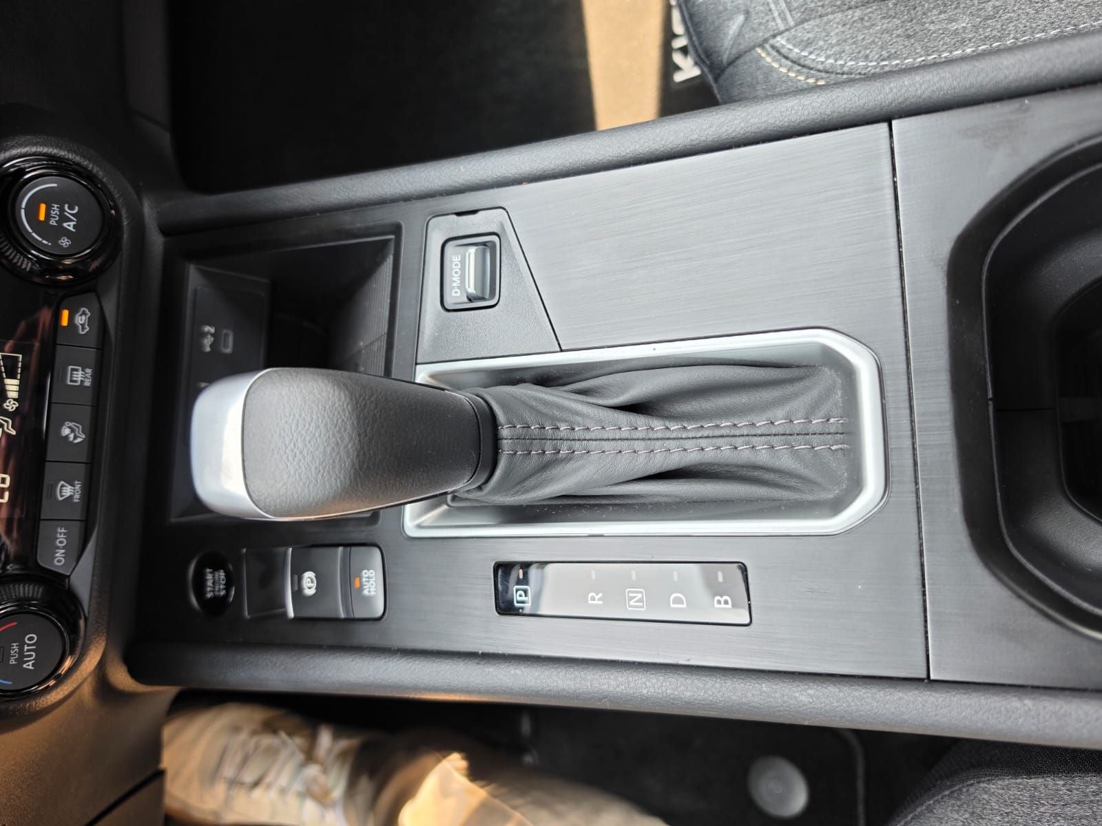2025 Nissan Kicks 2.0 Advance At