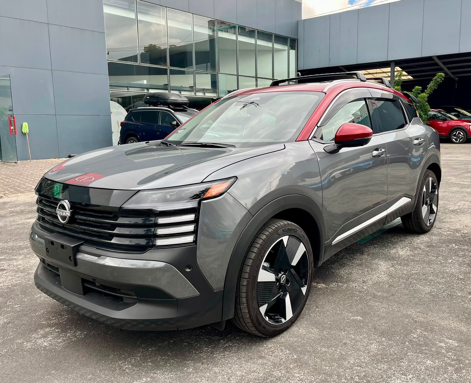 2025 Nissan Kicks 2.0 Platinum At