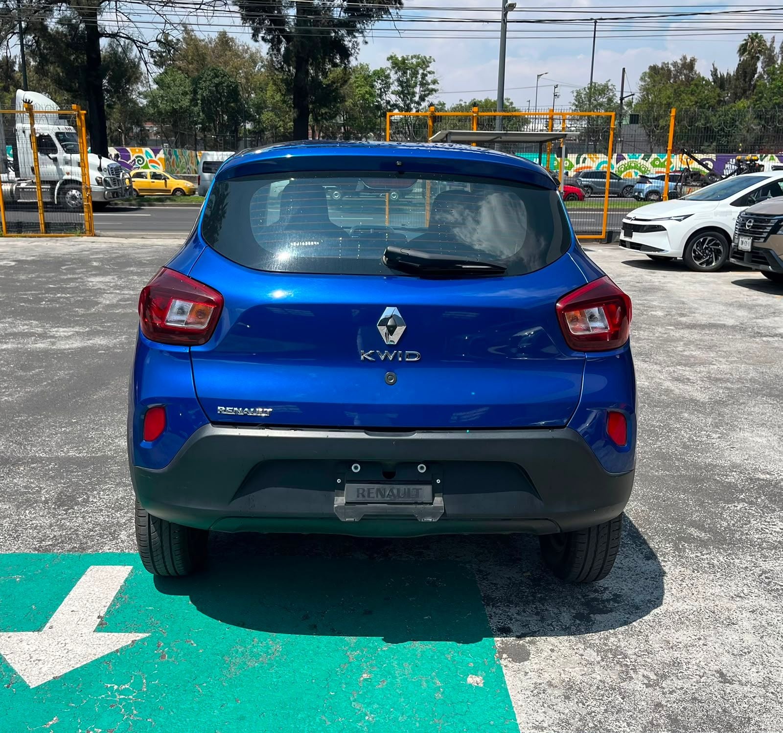 2025 Renault Kwid 1.0 Iconic Mt