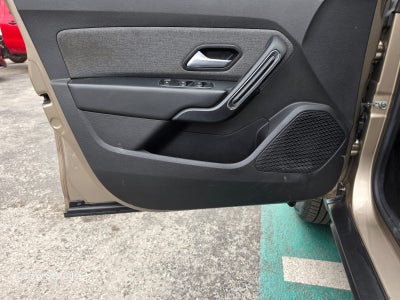 2022 Renault Duster 1.3 Iconic At