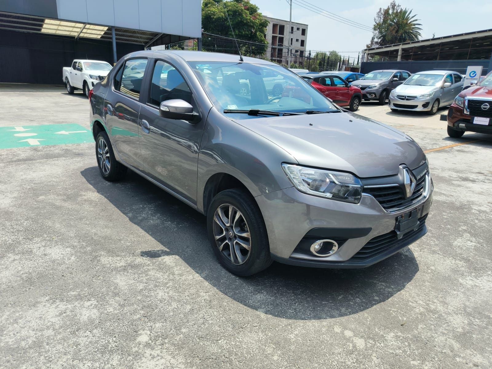 2024 Renault Logan 1.6 Intens At