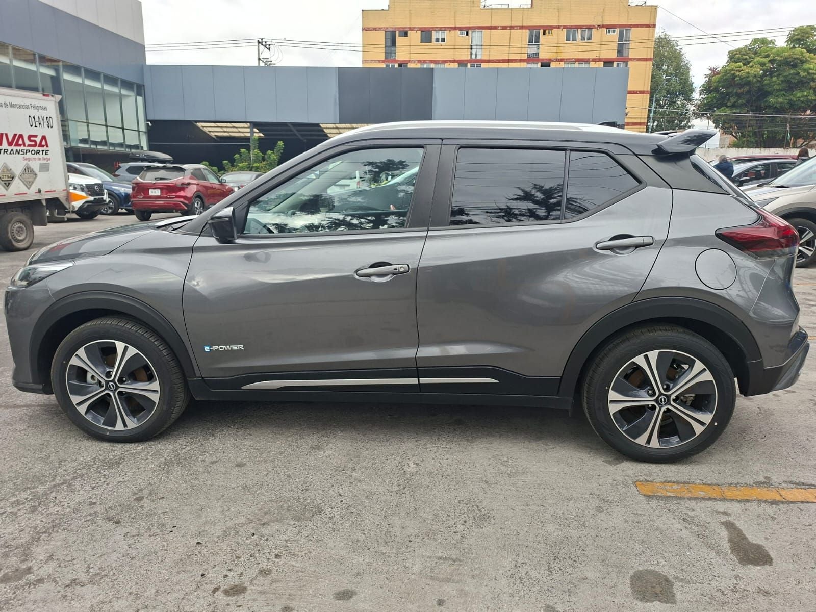 2024 Nissan Kicks E-Power Platinum At