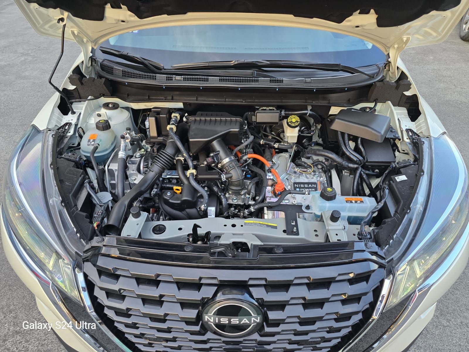 2024 Nissan Kicks E-Power Platinum At