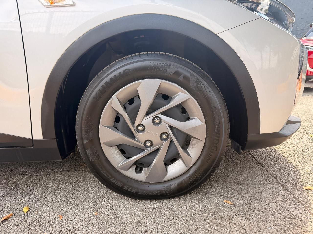 2025 Kia K3 1.6 L At