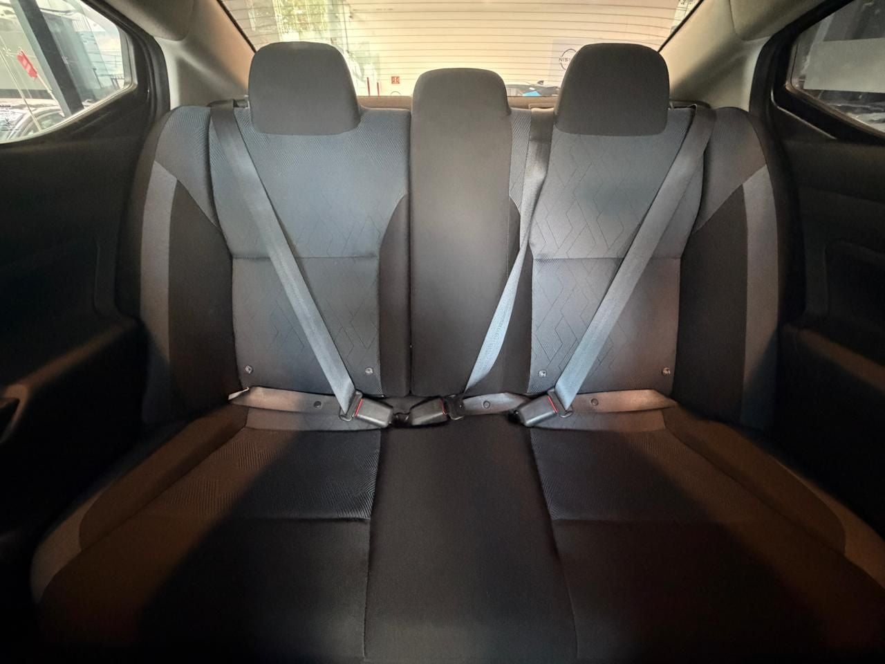 2023 Nissan Versa 1.6 Advance Mt