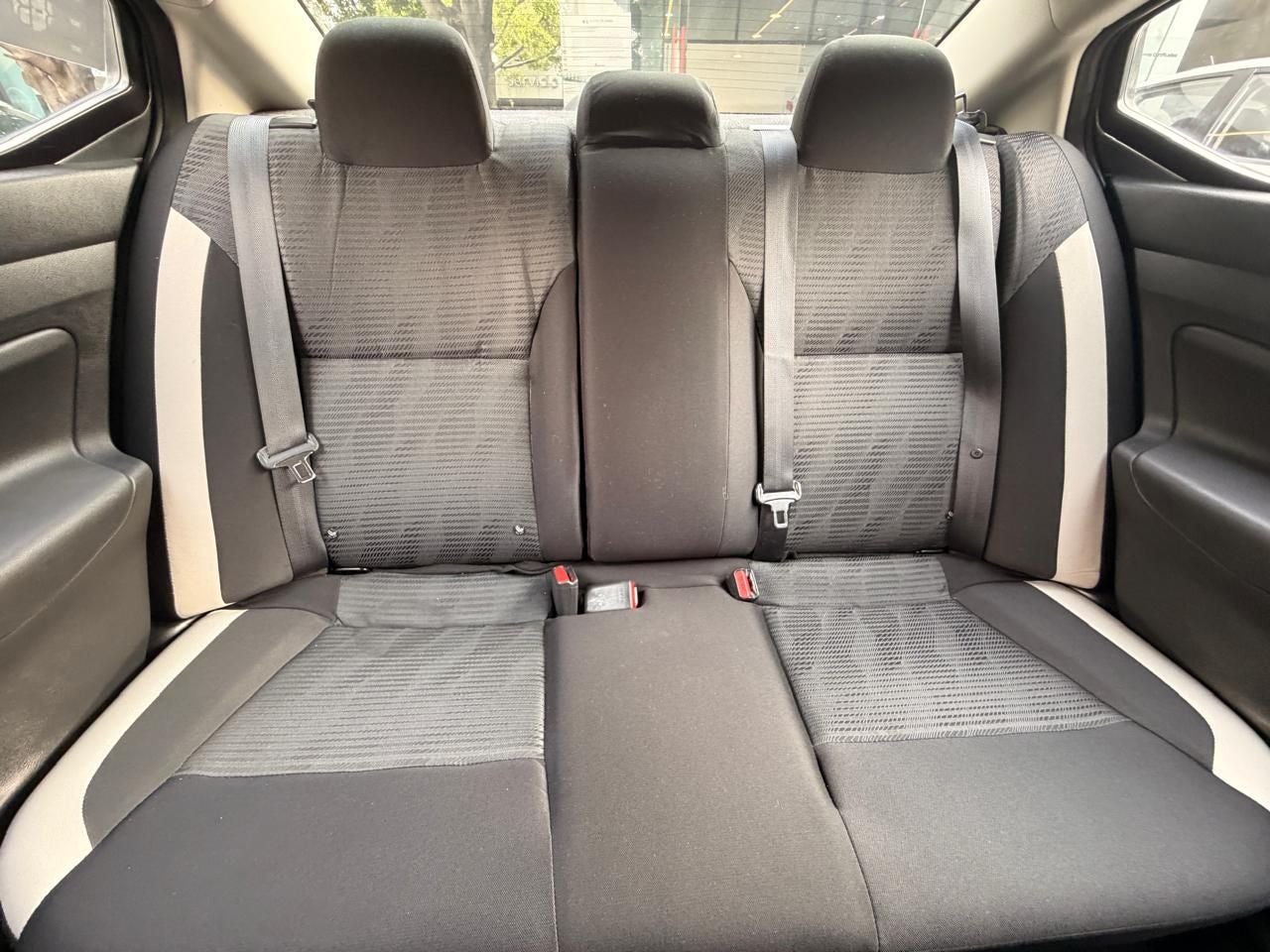 2021 Nissan Versa 1.6 Advance Mt