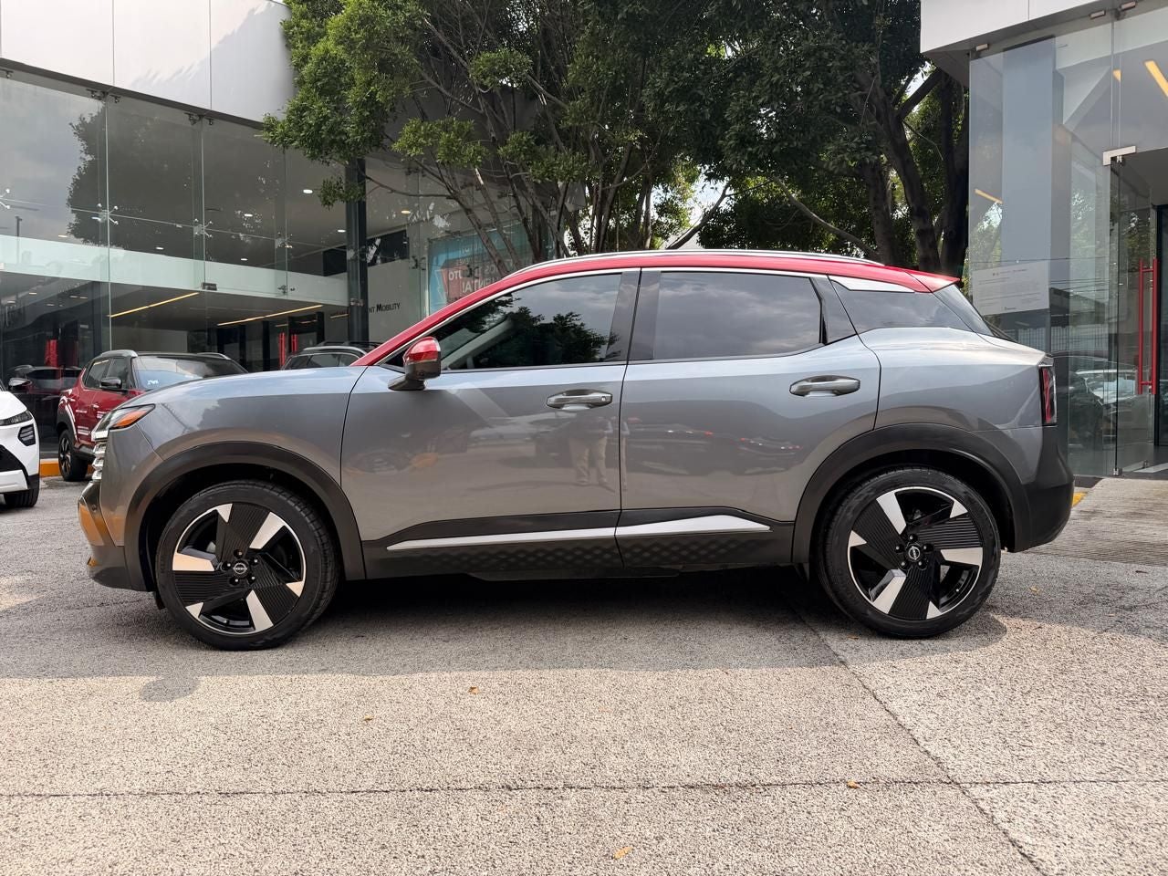 2025 Nissan Kicks 2.0 Platinum At