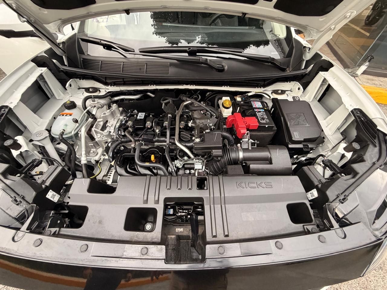 2025 Nissan Kicks 2.0 Advance At