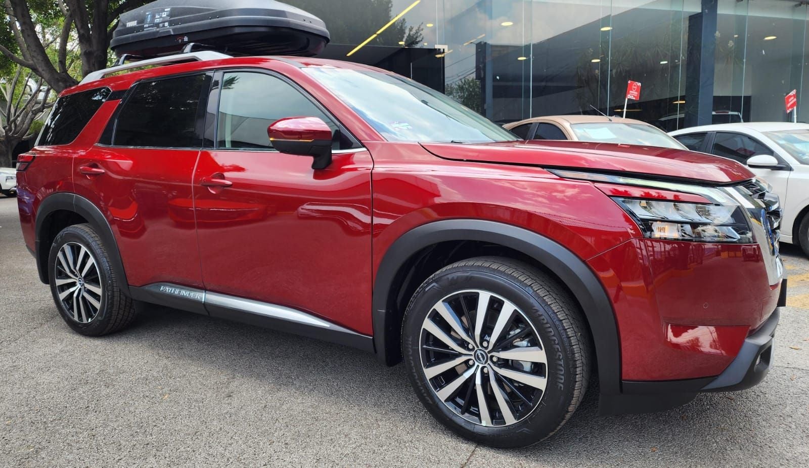 2025 Nissan Pathfinder 3.5 Platinum At