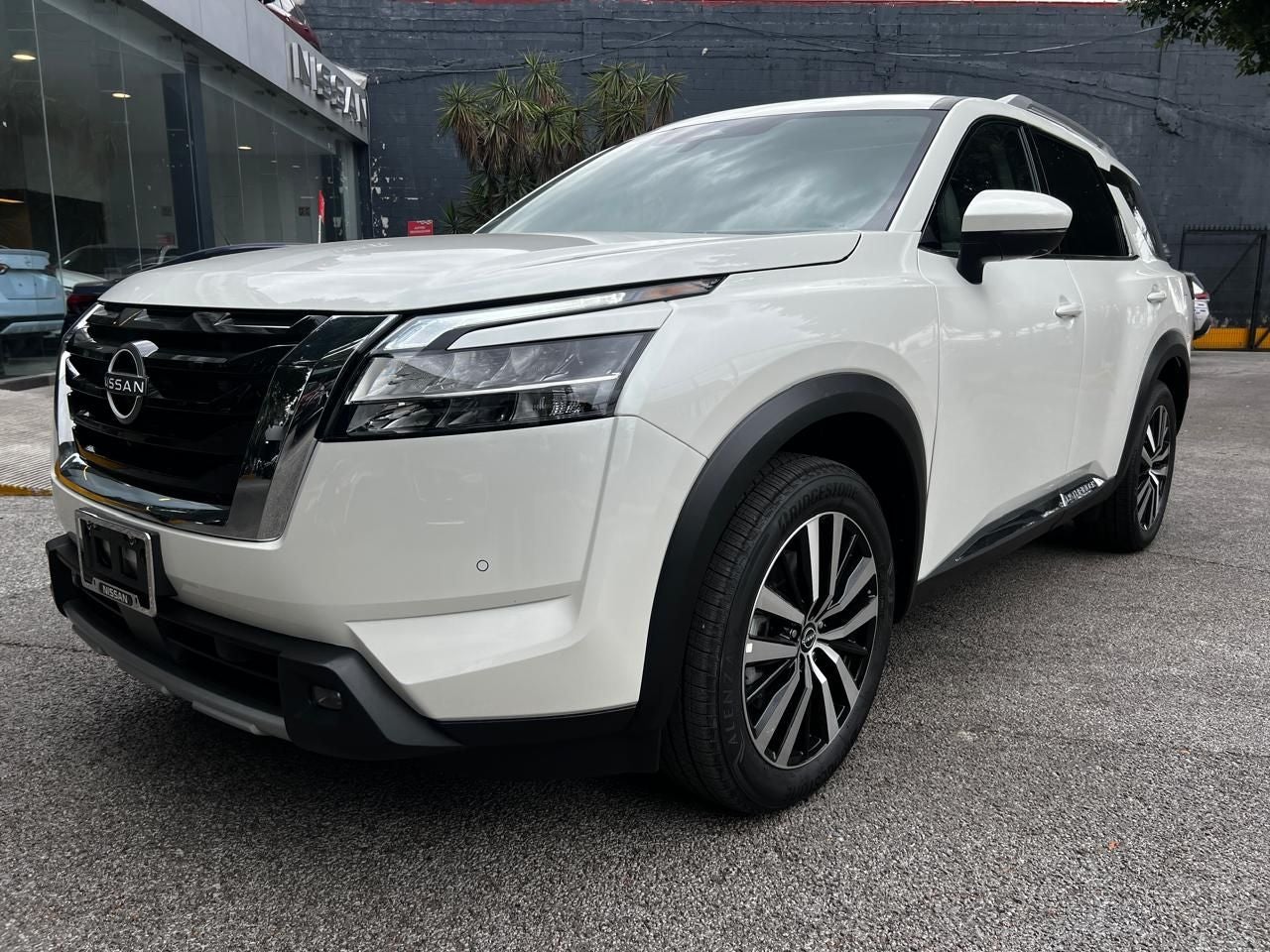 2024 Nissan Pathfinder 3.5 Platinum At