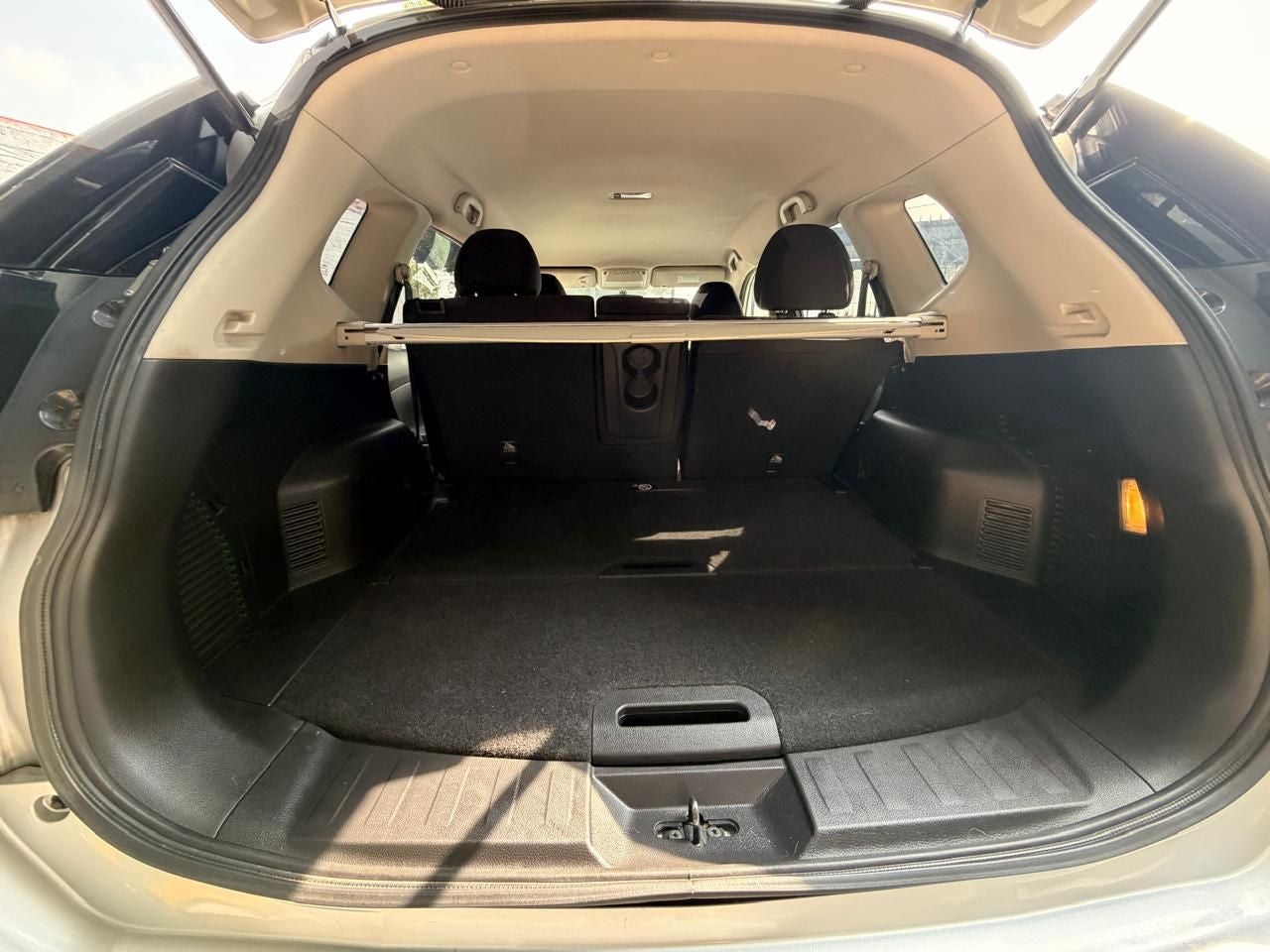 2019 Nissan X-Trail 2.5 Sense 2 Filas Cvt