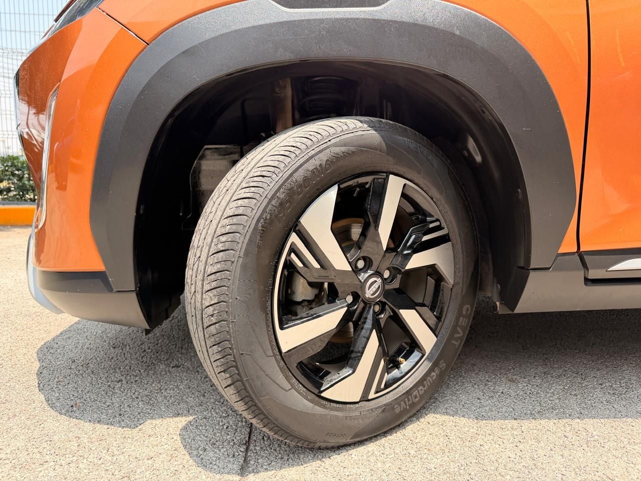 2025 Nissan Magnite 1.0 Exclusive Mt