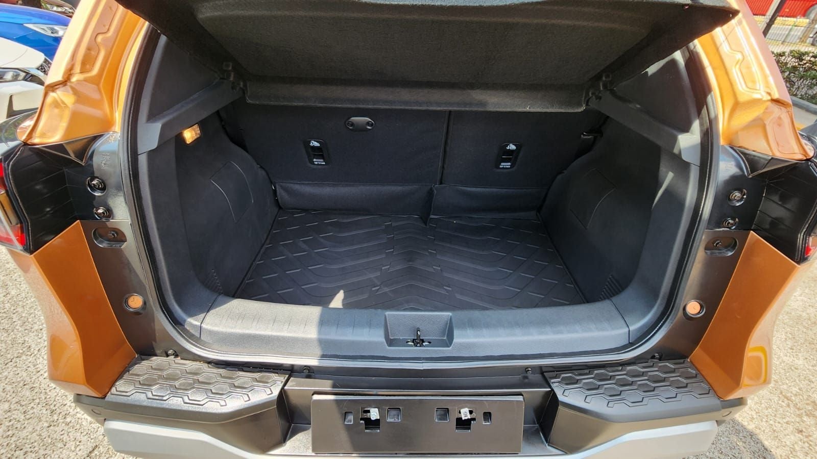 2025 Nissan Magnite 1.0 Exclusive At