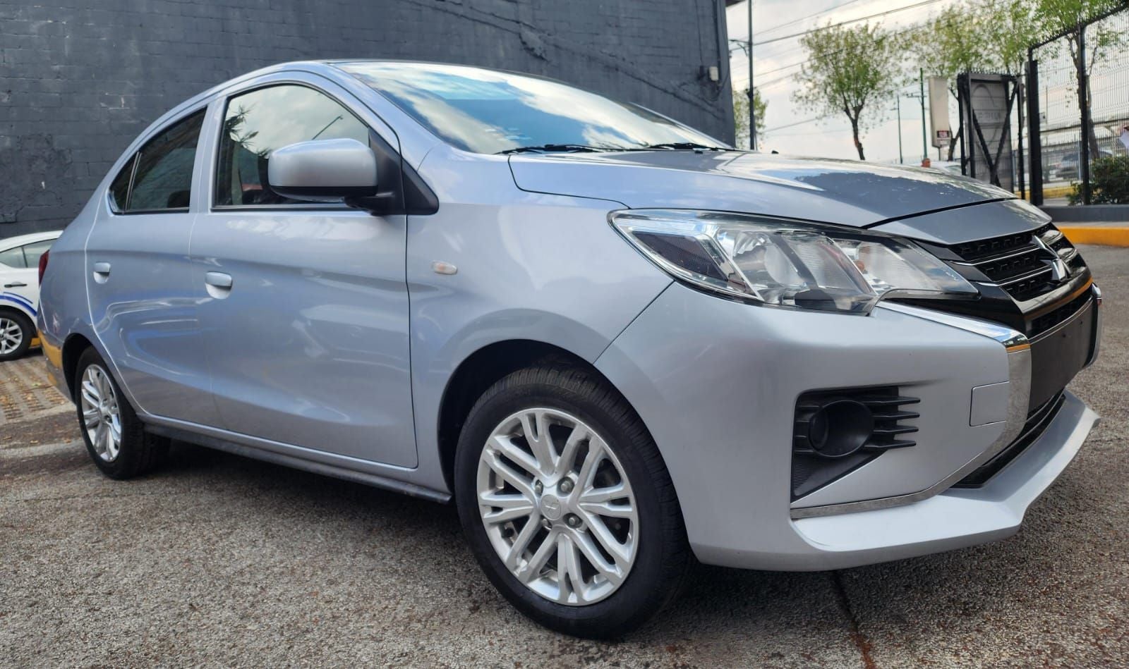 2024 Mitsubishi Mirage 1.2 Glx At