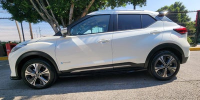 2025 Nissan Kicks E-Power Platinum At