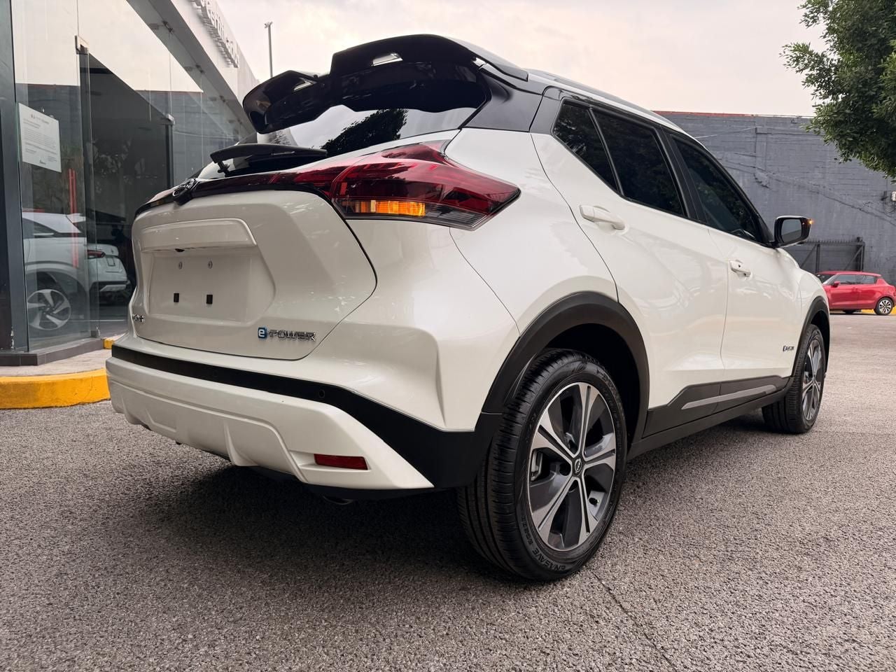 2024 Nissan Kicks E-Power Platinum At