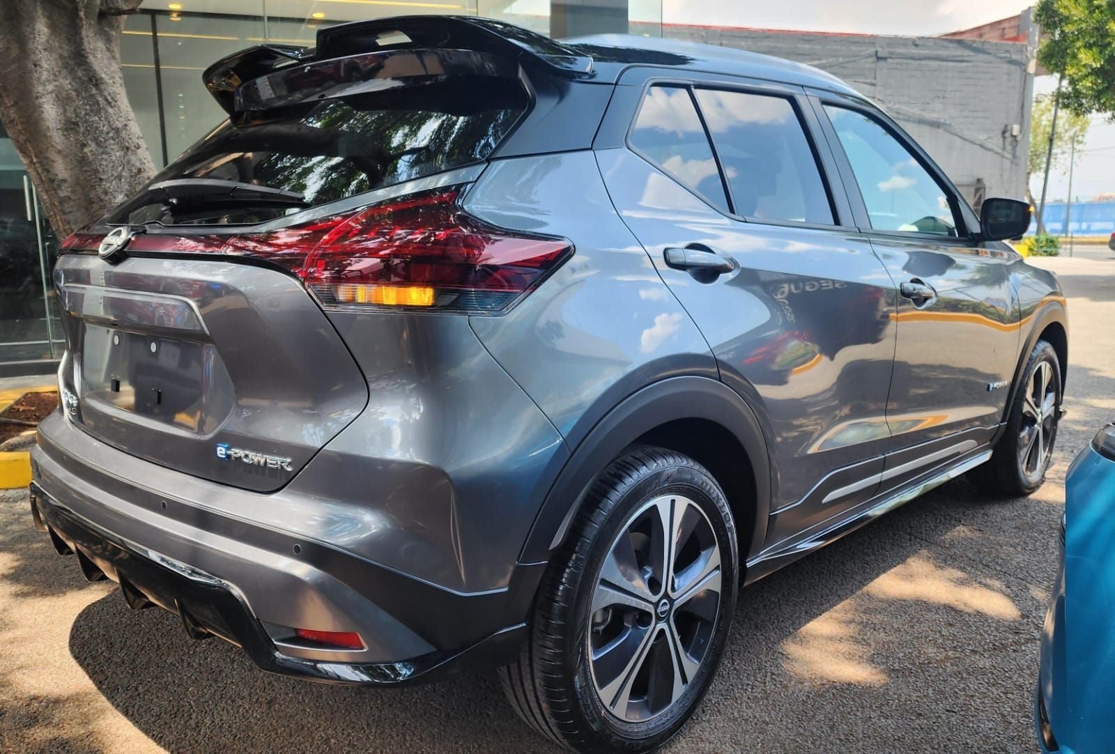 2025 Nissan Kicks E-Power Platinum At