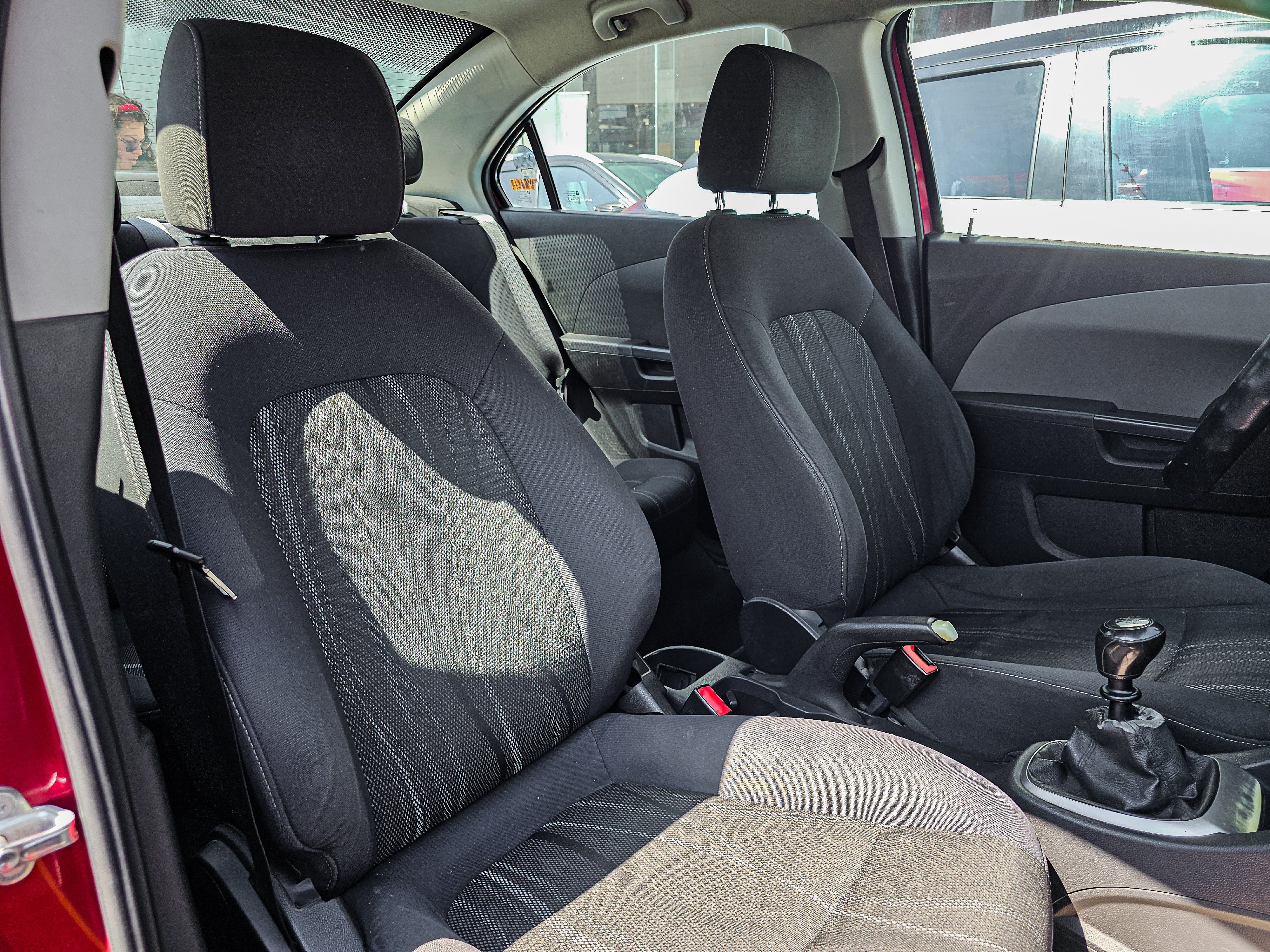 2016 Chevrolet USADOS Sonic 1.6 Lt Mt