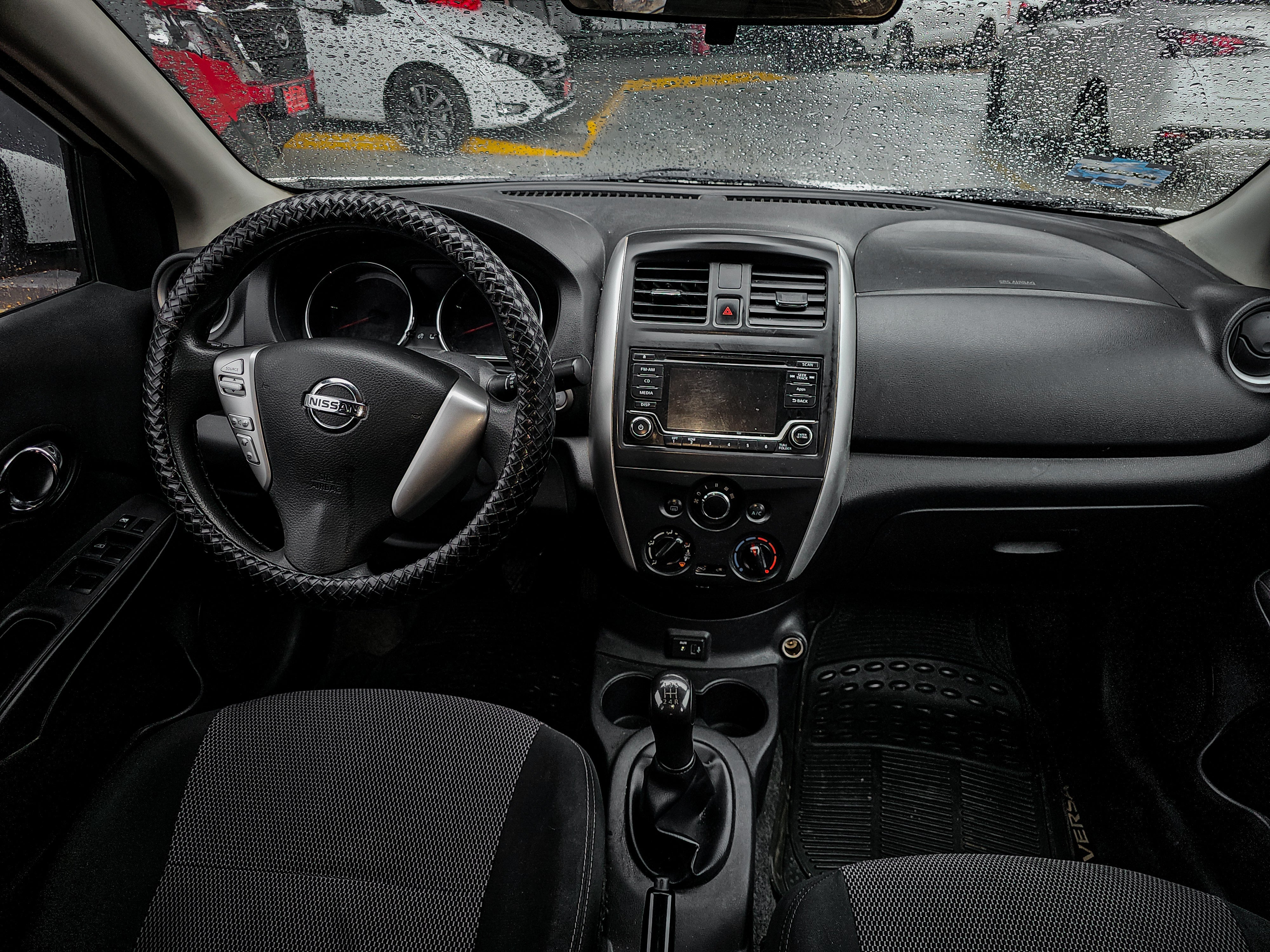 2019 Nissan USADOS Versa 1.6 Advance Mt