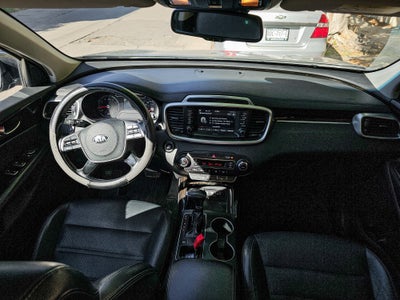 2019 Kia USADOS Sorento 2.4 L4 EX Piel 7 Pasajeros At