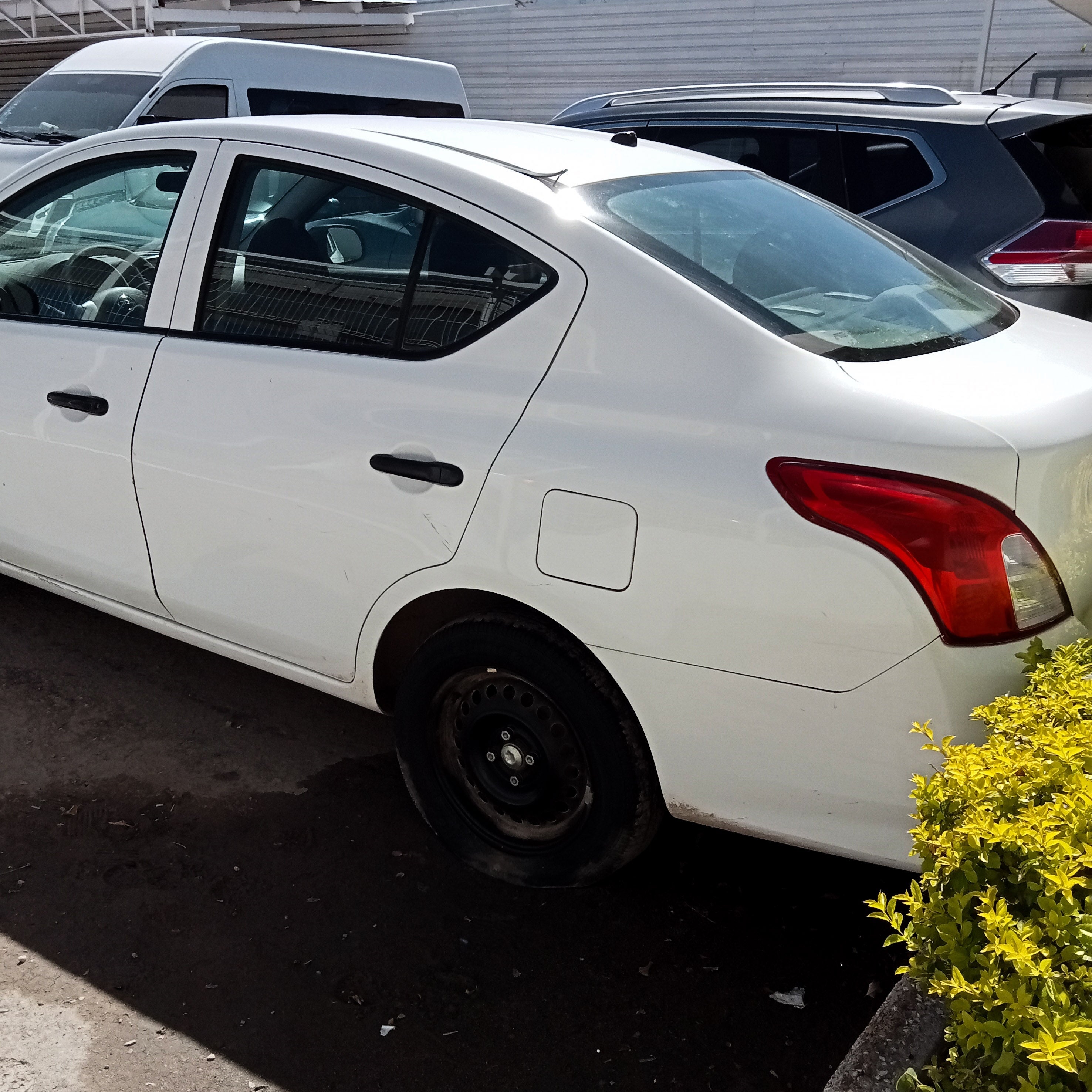 2019 Nissan USADOS VERSA DRIVE TM