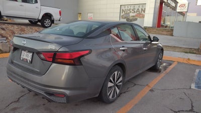 2019 Nissan ALTIMA 4 PTS ADVANCE 25L CVT CLIMATRONIC PIEL QC FNIEBLA RA-17