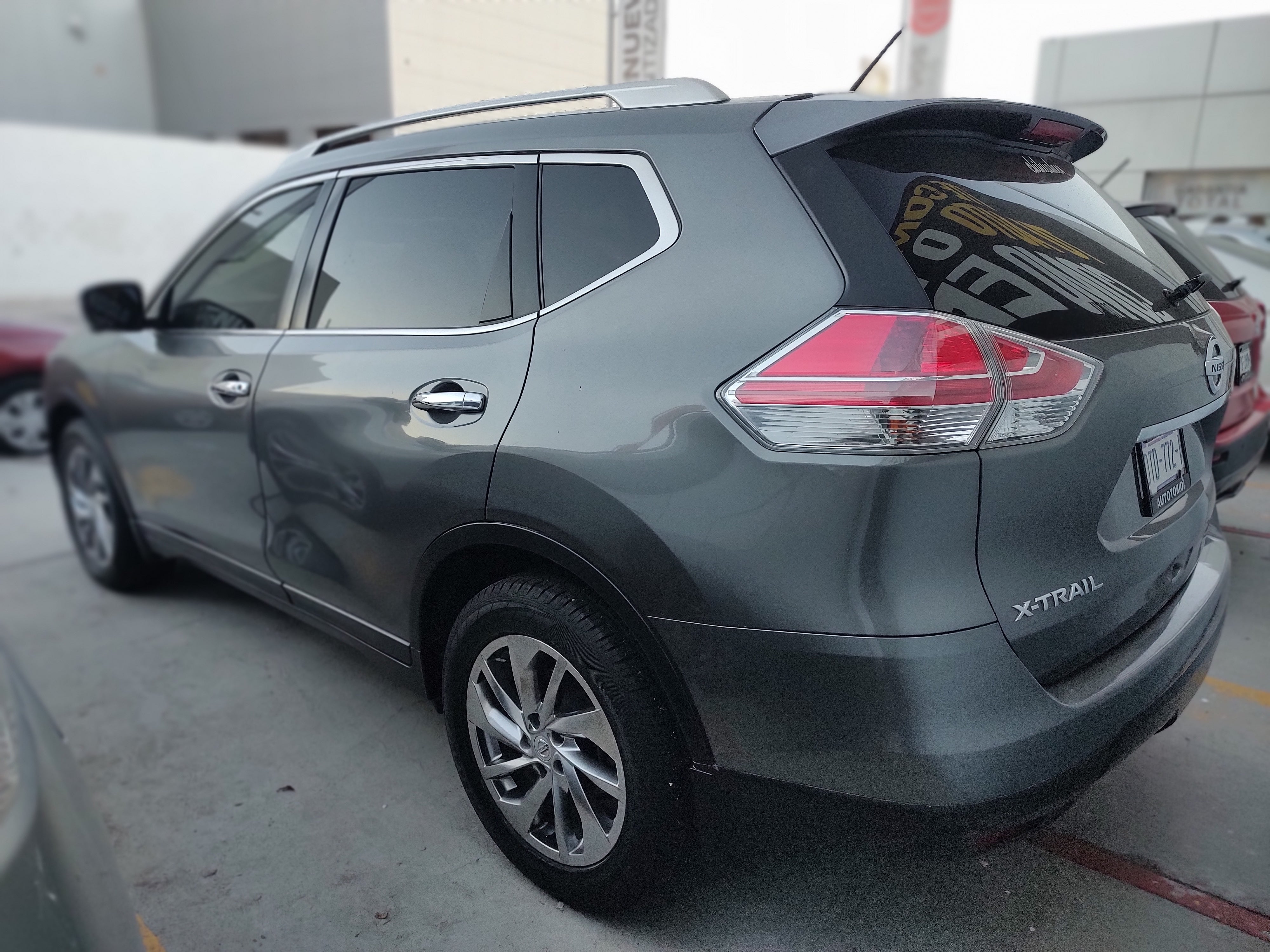 2016 Nissan X-TRAIL 5 PTS EXCLUSIVE CVT PIEL CD QC GPS 5 PAS RA-18