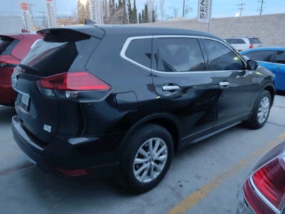 2017 Nissan X-TRAIL 5 PTS EXCLUSIVE CVT PIEL CD QC GPS 5 PAS RA-18