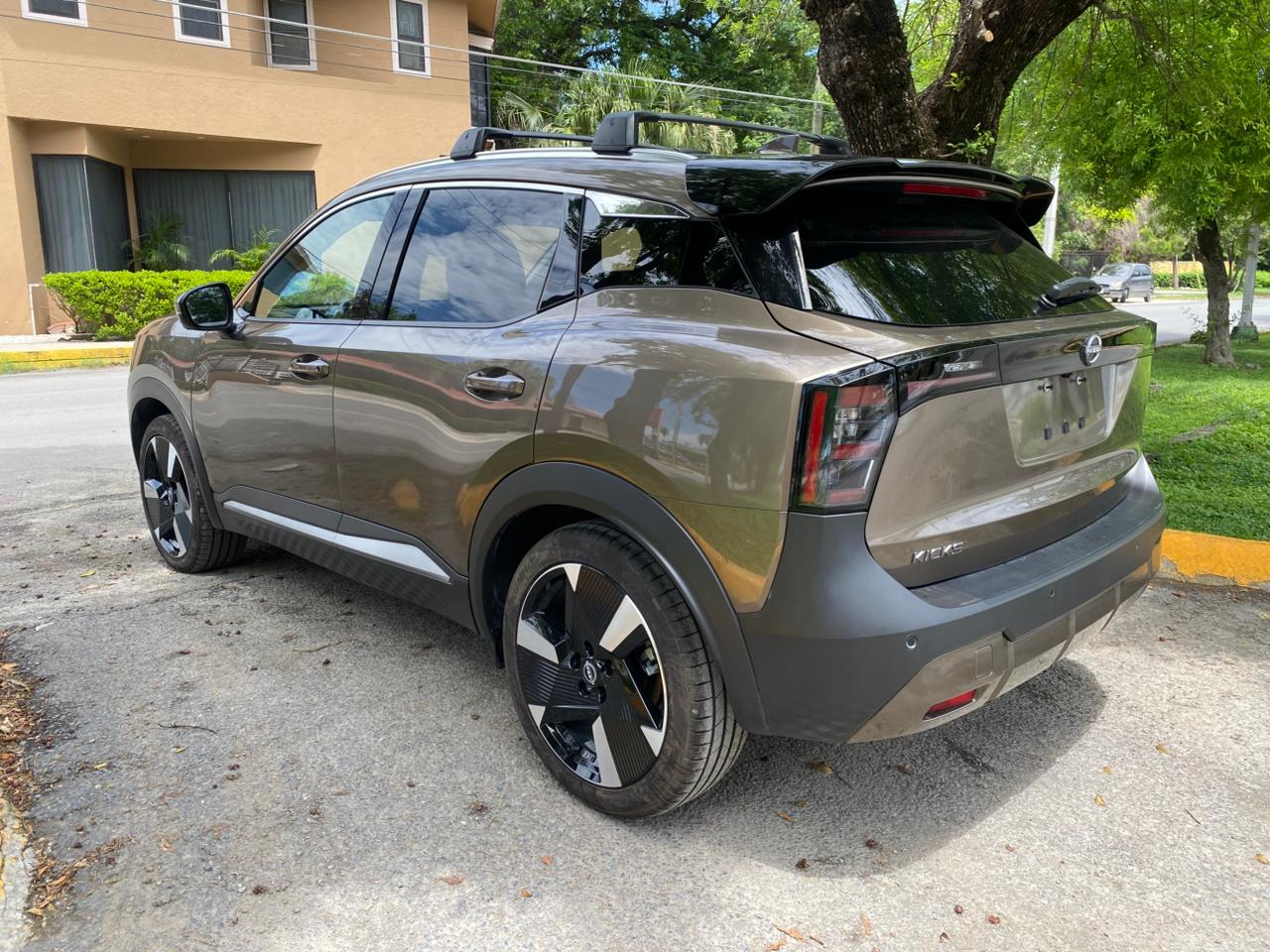 2025 Nissan KICKS 5P PLATINUM L42.0 AUT