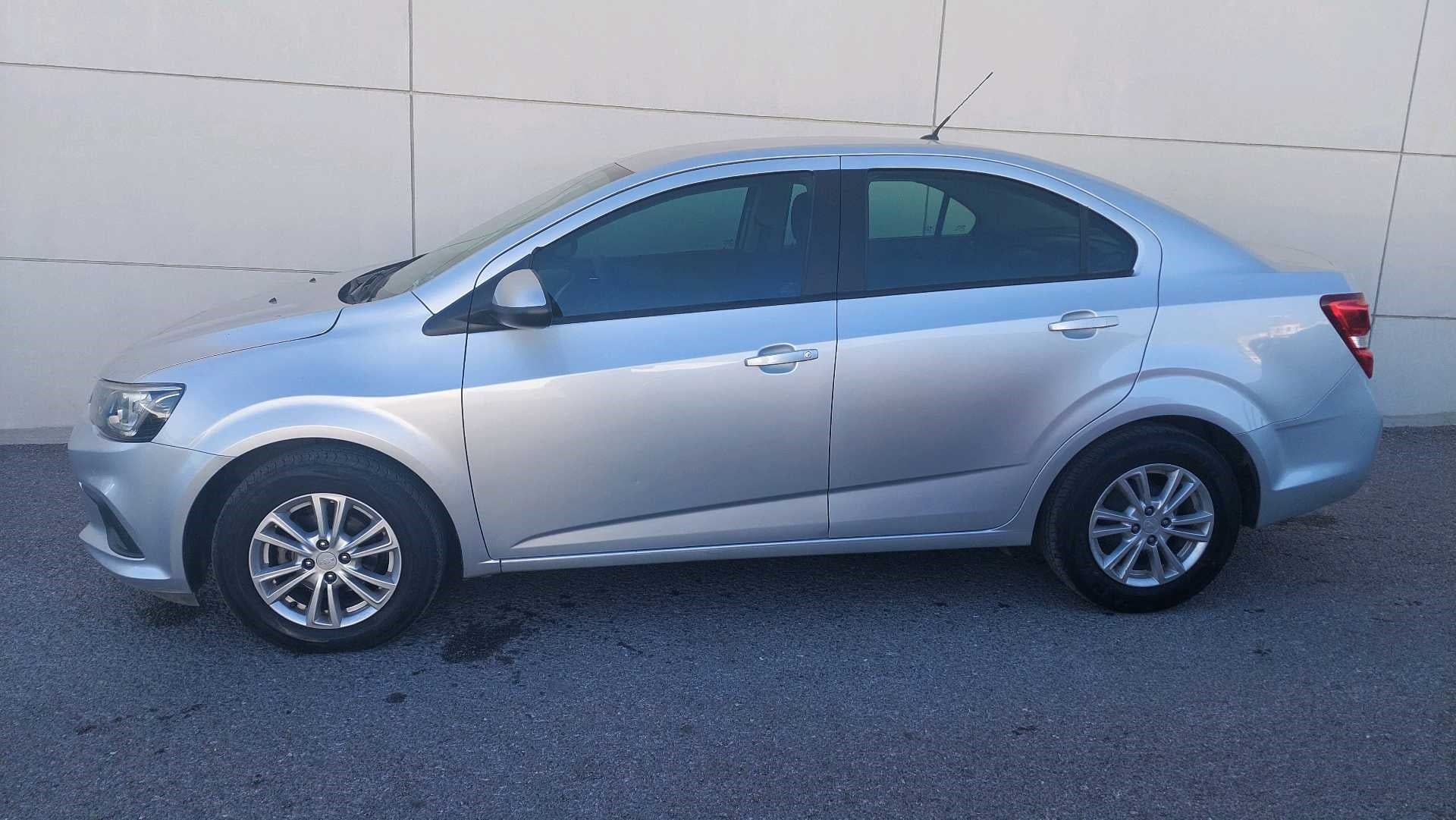 2017 Chevrolet SONIC 5 PTS HB LT TM5 AAC VE BA RA-15