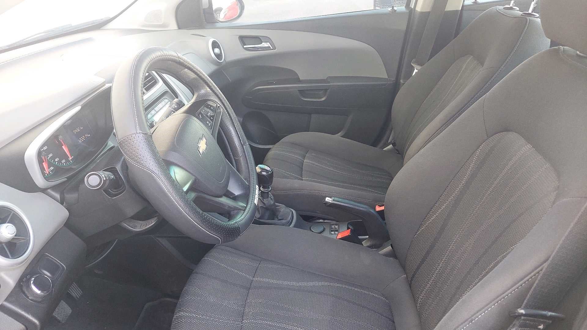 2017 Chevrolet SONIC 5 PTS HB LT TM5 AAC VE BA RA-15