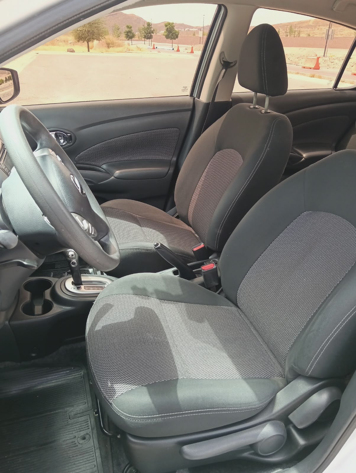 2018 Nissan VERSA 4 PTS ADVANCE TA AAC VE F NIEBLA RA-16