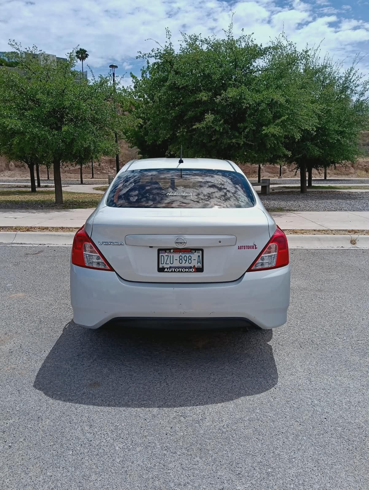 2018 Nissan VERSA 4 PTS ADVANCE TA AAC VE F NIEBLA RA-16
