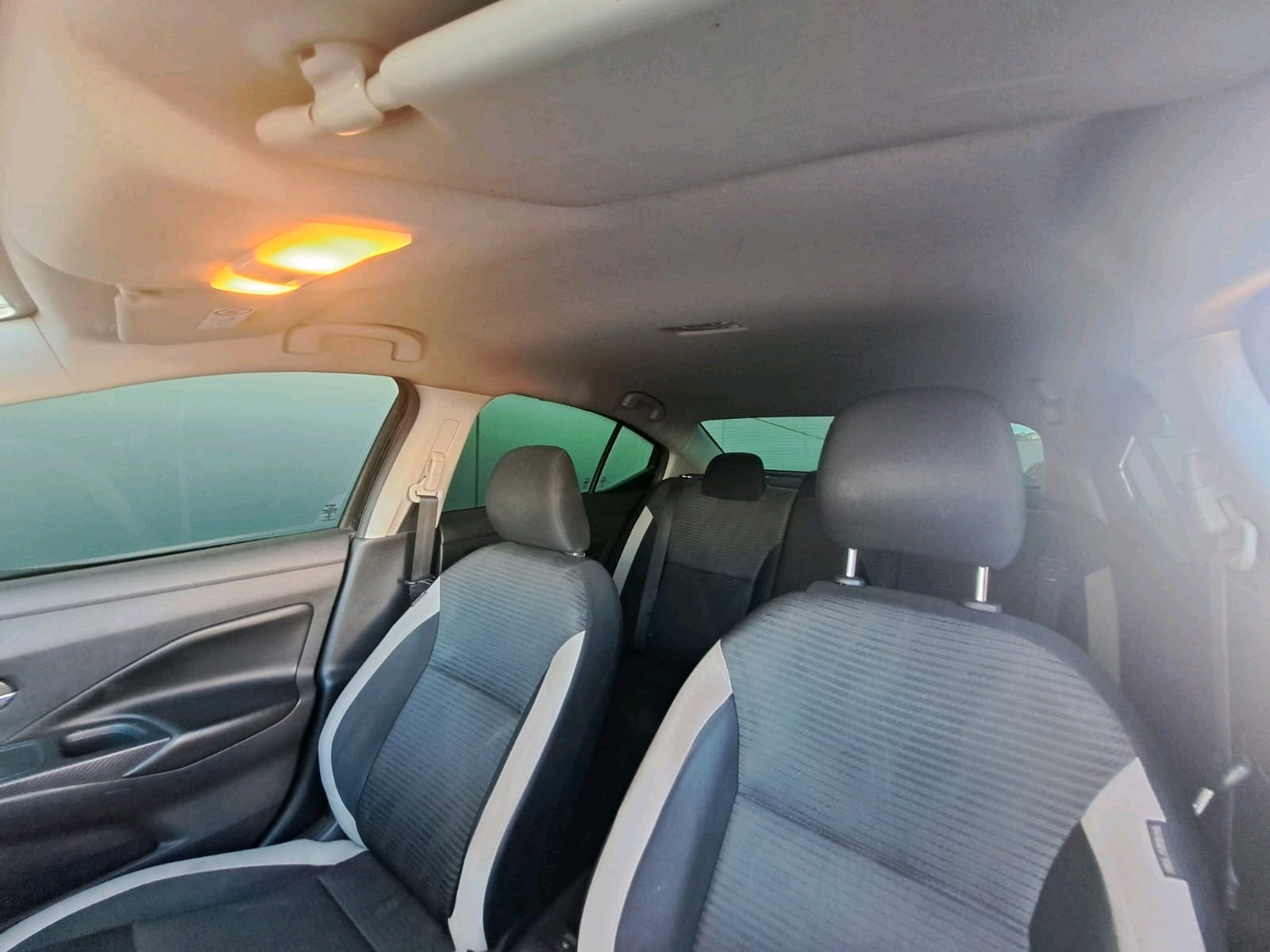 2020 Nissan VERSA 4 PTS ADVANCE TM5 AAC VE F NIEBLA RA-16