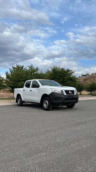 2020 Nissan NP300 4 PTS PICK-UP DOBLE CABINA S TM6 AAC
