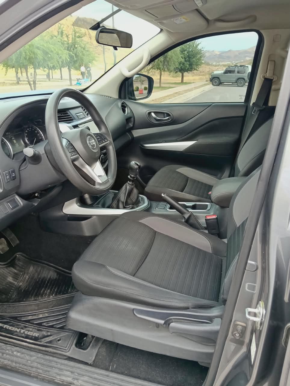 2021 Nissan FRONTIER 4 PTS LE L4 25L TM6 AAC VE ESTRIBOS RA-17