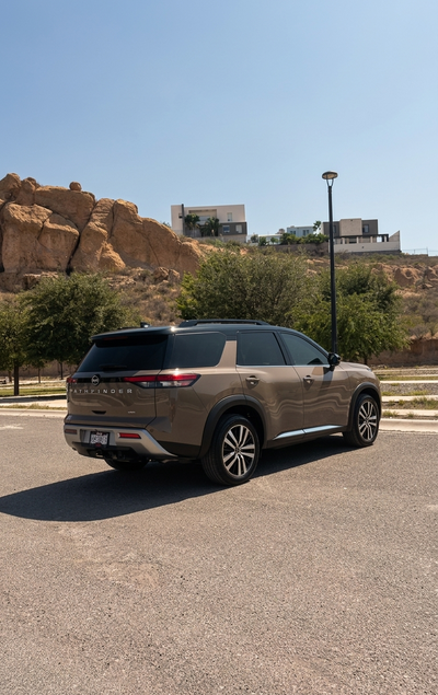 2025 Nissan PATHFINDER PLATINO