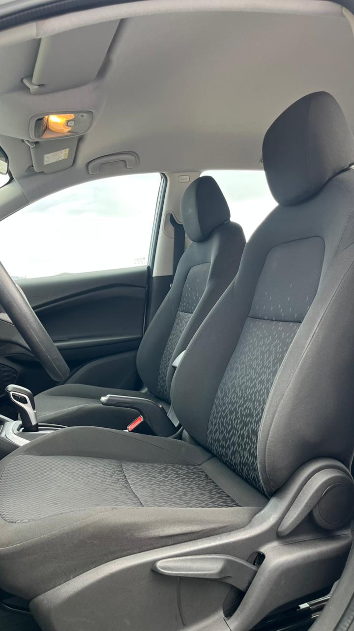 2024 Chevrolet TRACKER 5P LS L31.2T AUT
