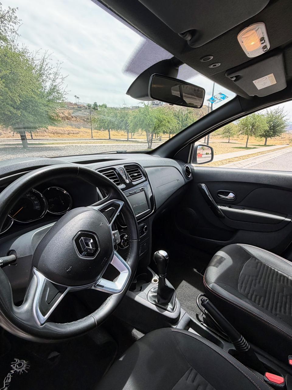 2023 RENAULT STEPWAY 5 PTS HB STEPWAY INTENS 16L TA AAC AUT VE GPS RA-16