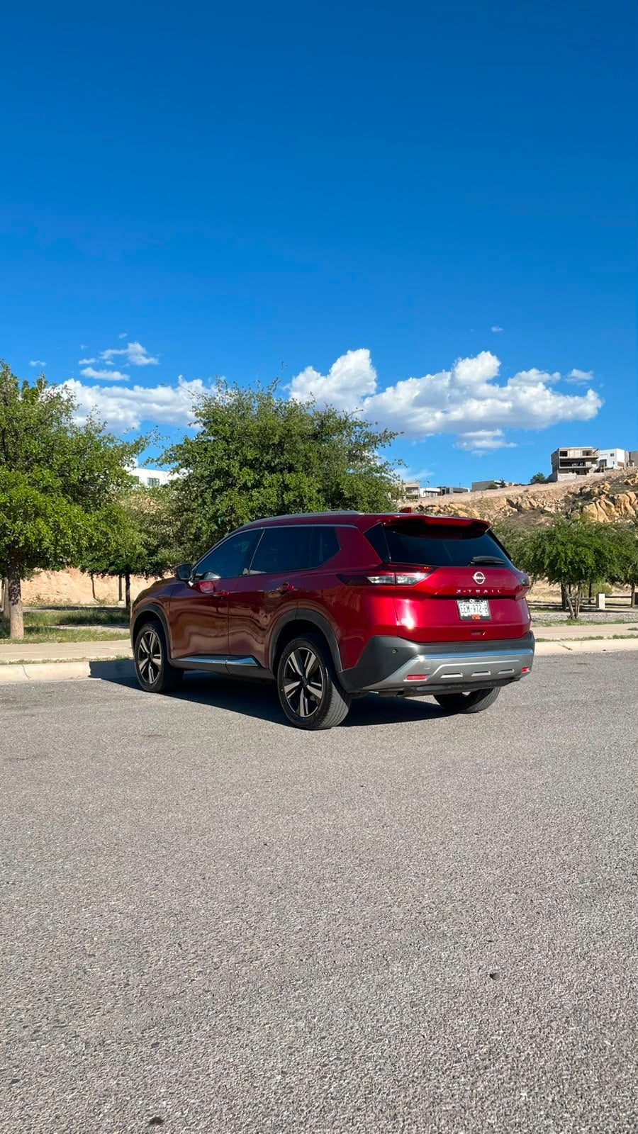 2023 Nissan X-TRAIL PLATINUM 2 FILAS