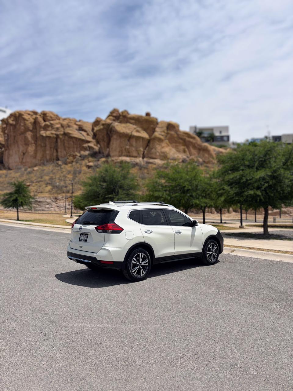 2020 Nissan X-TRAIL 5 PTS ADVANCE CVT QCP 7 PAS RA-18