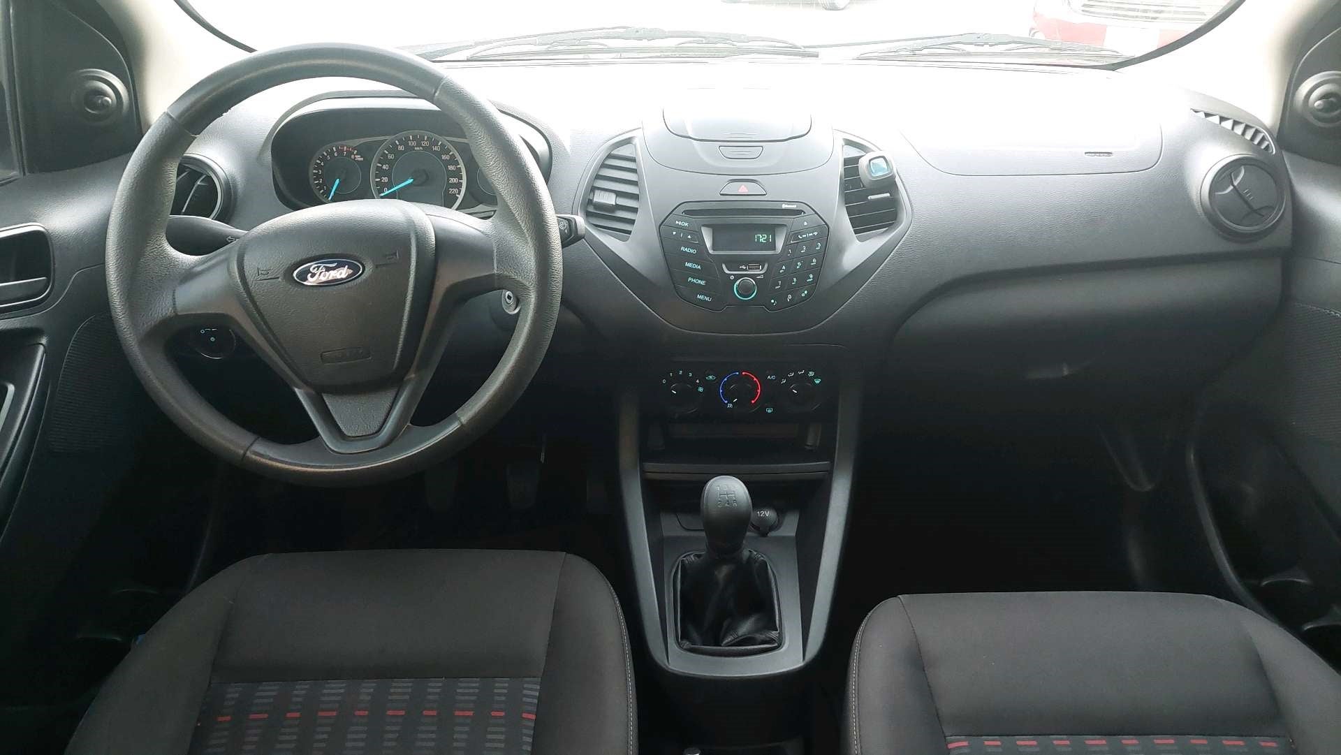 2016 Ford FIGO 5 PTS HB IMPULSE TM5 AAC MP3