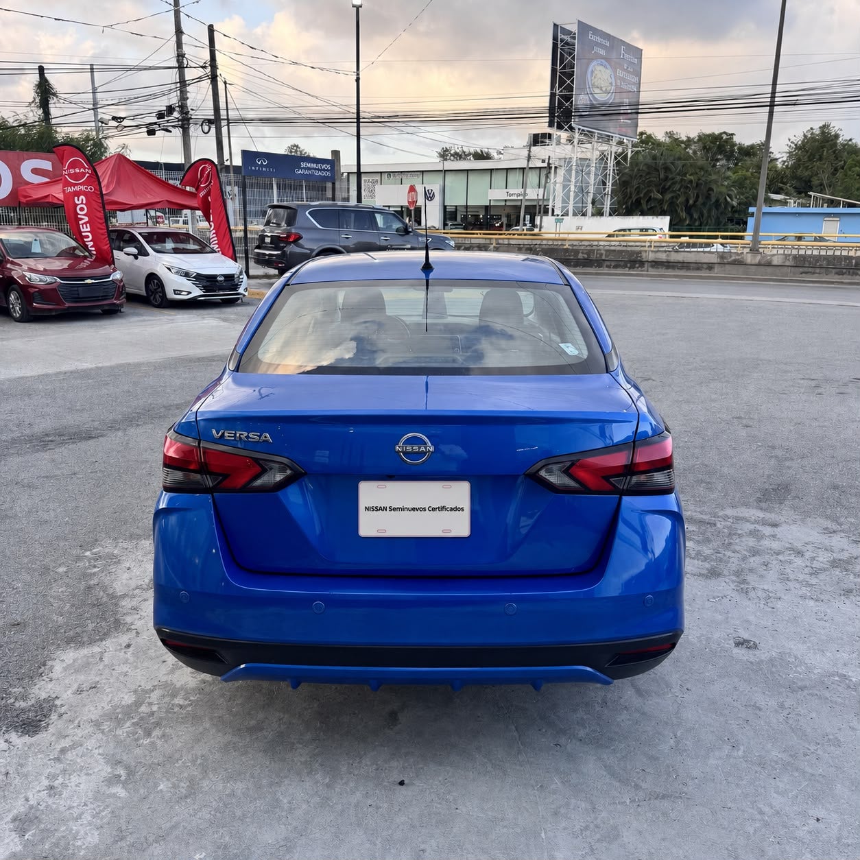 2023 Nissan VERSA 4P ADVANCE L41.6 AUT