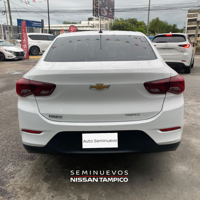 2023 Chevrolet ONIX A 4 PTS LS 13L TM5 AAC BA R-15